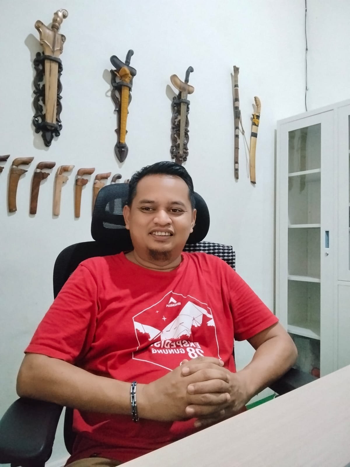 Aktivitas karyawan di ruang kerja
